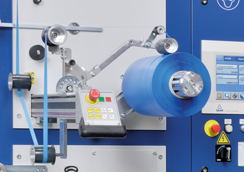 [Translate to 03 - Chinesisch:] SAHM 412XE Rewinder for Parallel Bobbins